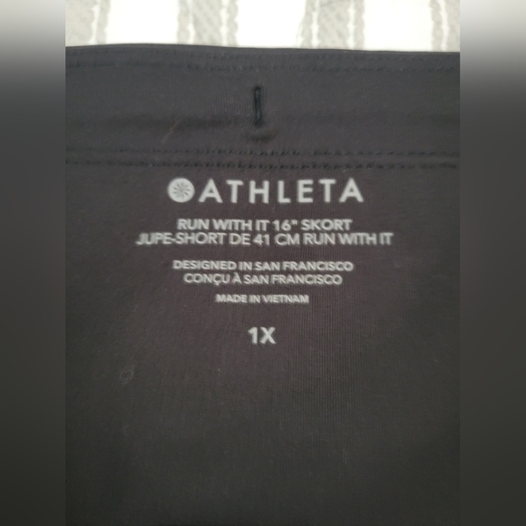 Athleta Run with it Skort - Picture 2 of 2